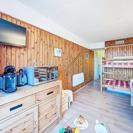 Soyouz Vanguard-105 By Interhome *